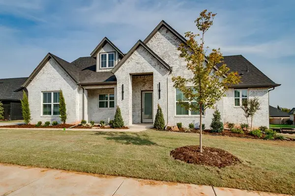 11611 NW 106th Street, Yukon, OK 73099