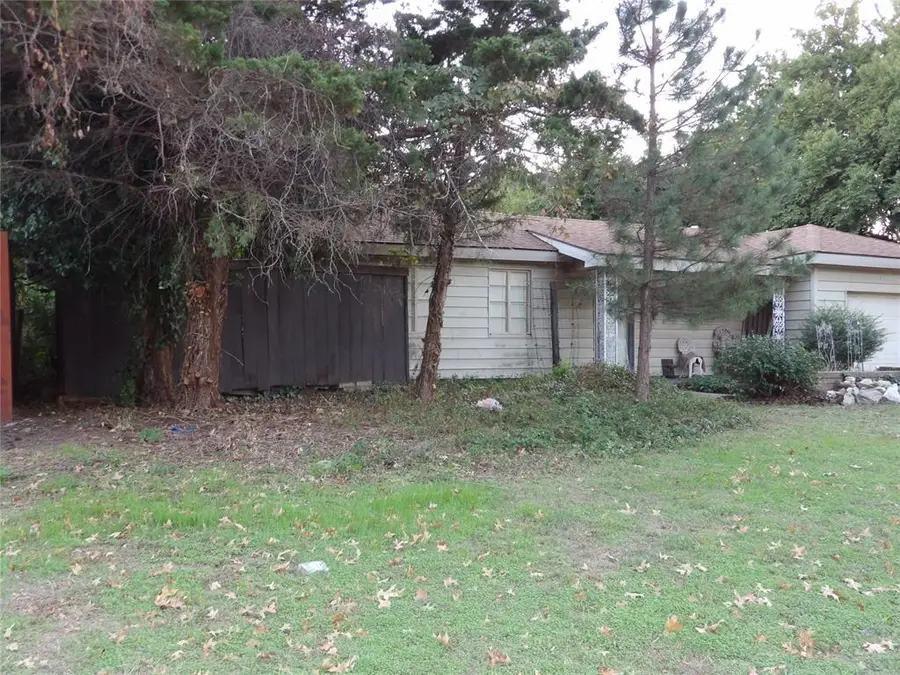 1617 Indian Drive, Enid, OK 73703 - #3