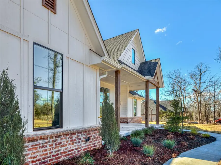 21200 Reserve Circle, Harrah, OK 73045 - #2
