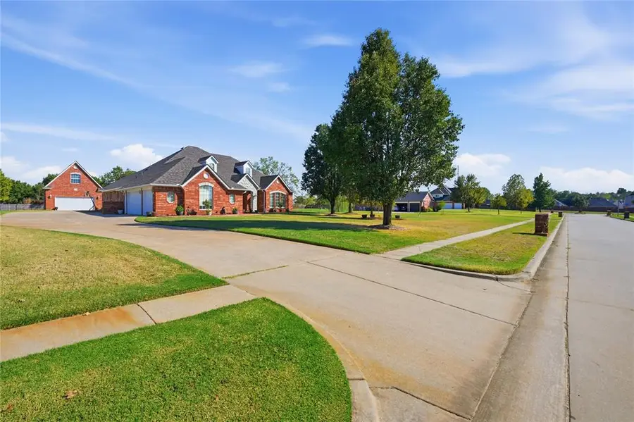 1374 Hidden Valley Lane, Choctaw, OK 73020 - #3