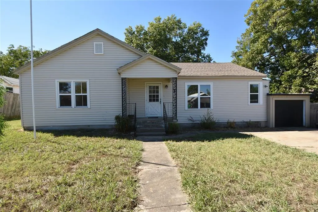 1323 Roosevelt Street, Seminole, OK 74868 - #1
