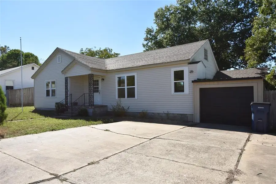1323 Roosevelt Street, Seminole, OK 74868 - #3