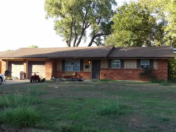 3202 Brooks Drive, Enid, OK 73701