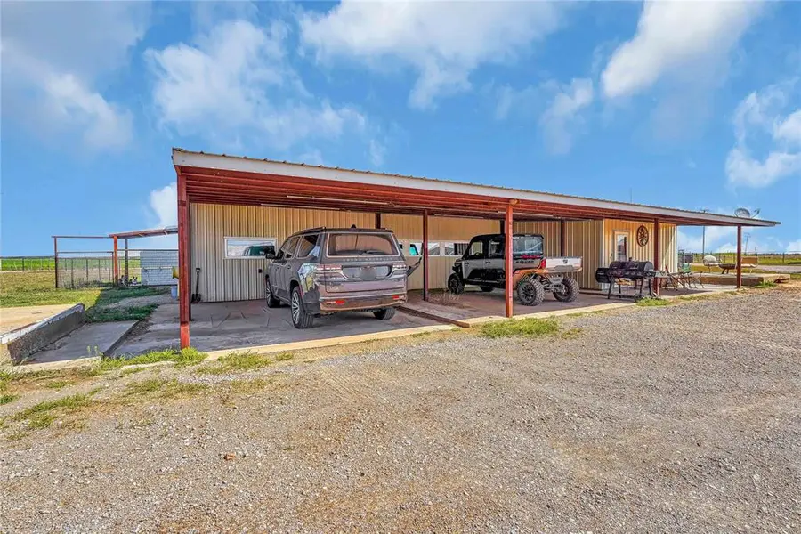 31665 E County Rd 1350, Willow, OK 73673 - #3