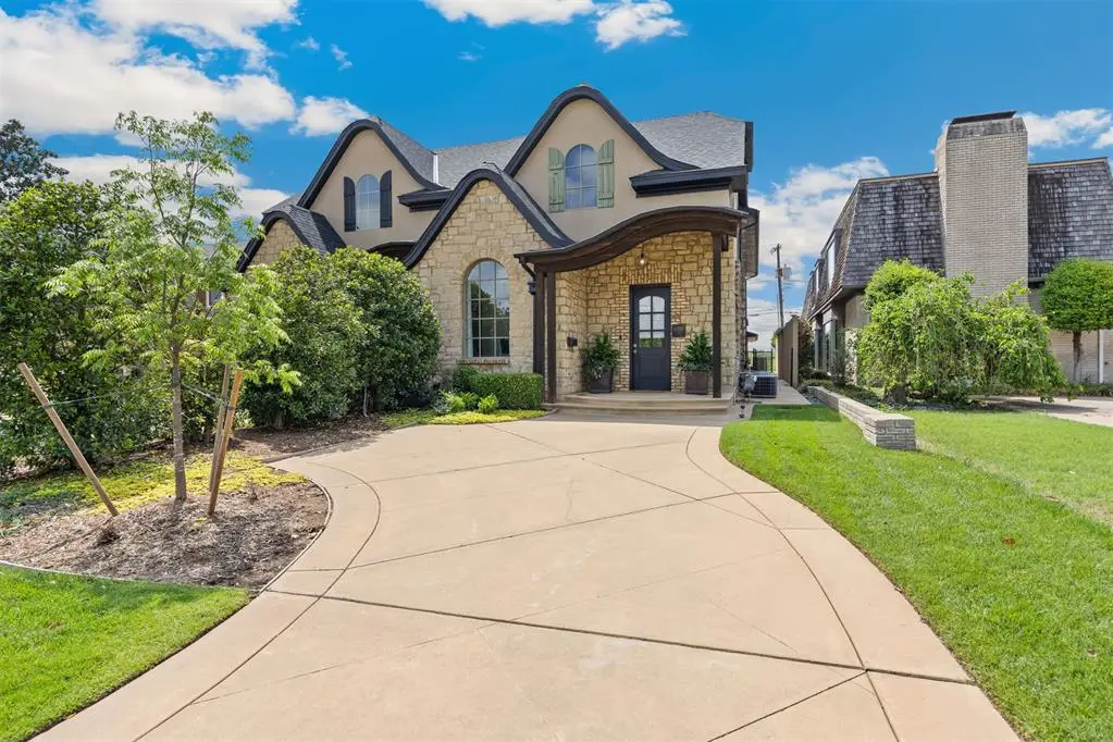 6509 Avondale Drive #B, Nichols Hills, OK 73116 - #1
