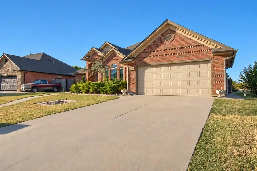 11229 Kingsgate Drive, Oklahoma City, OK 73170 - #3