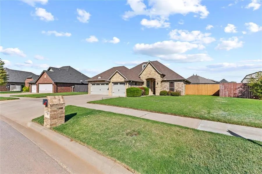 1304 Crimson Drive, Weatherford, OK 73096 - #3