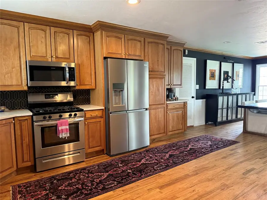 1201 Glenbrook Terrace, Nichols Hills, OK 73116 - #2