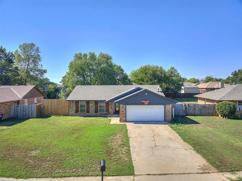 451 Crooked Oak Drive, Harrah, OK 73045 - #1