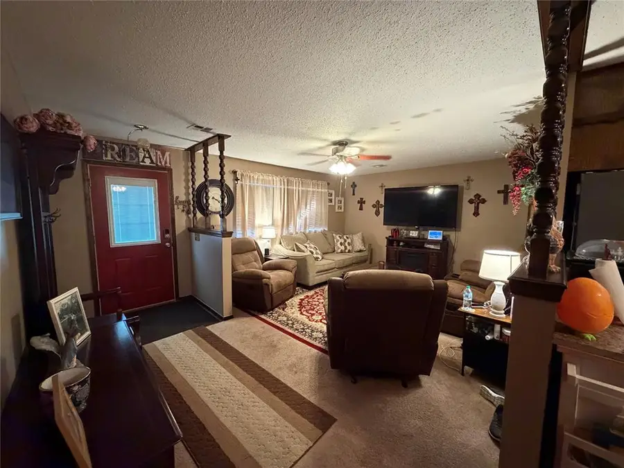 56230 Moccasin Trail Road, Prague, OK 74864 - #2
