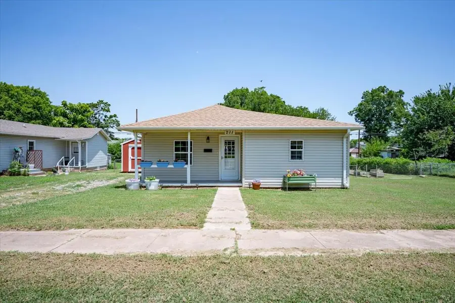211 E 2nd Street, Stroud, OK 74079 - #3