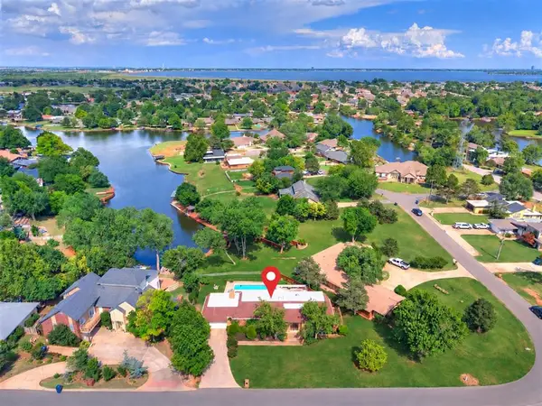 10208 Westlake Drive, Oklahoma City, OK 73162
