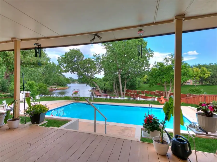10208 Westlake Drive, Oklahoma City, OK 73162 - #2