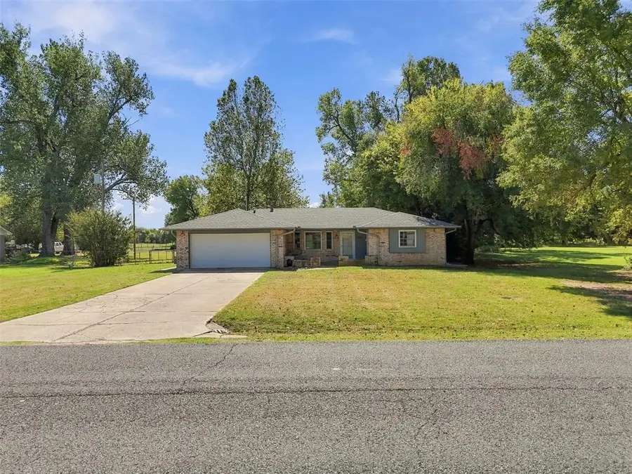 1932 E Mohr Lane, Mustang, OK 73064 - #2
