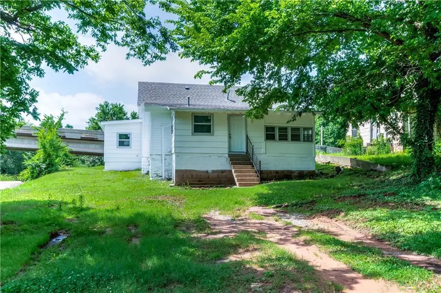 224 E 9th Street, Chandler, OK 74834 - #3