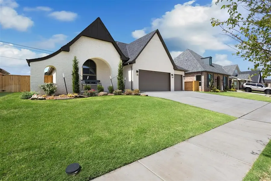 12801 Cobblestone Curve Road, Oklahoma City, OK 73142 - #2