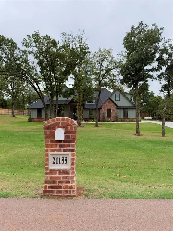 21188 Reserve Circle, Harrah, OK 73045