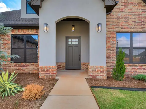 2218 W Cole Drive, Mustang, OK 73064