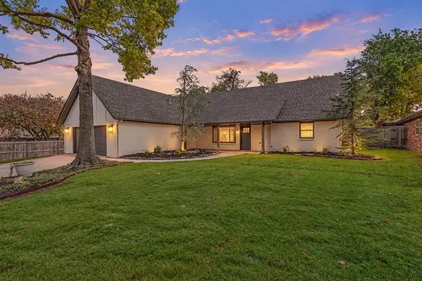 1221 Woodstock Court, Norman, OK 73072