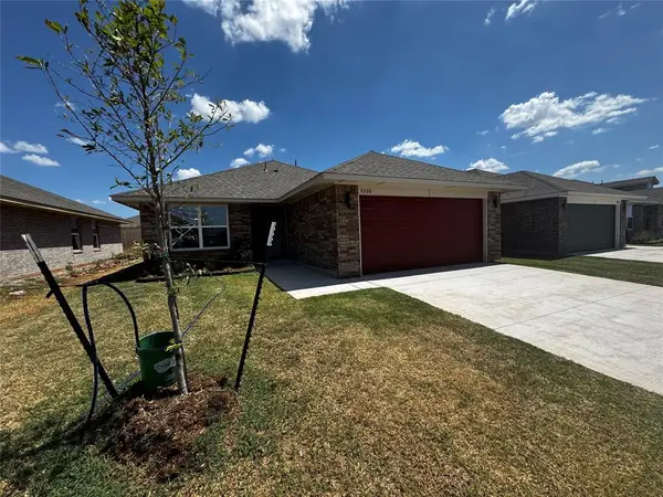 9200 Sweetwater Boulevard, Oklahoma City, OK 73160