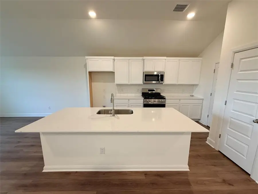 9205 Sweetwater Boulevard, Oklahoma City, OK 73160 - #3