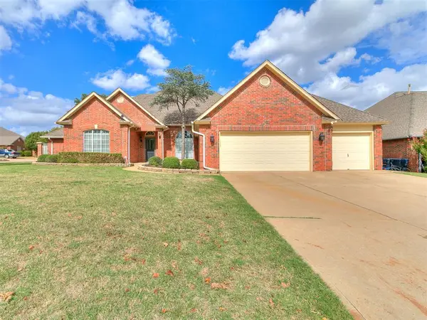 2413 Villa Lante Circle, Oklahoma City, OK 73170