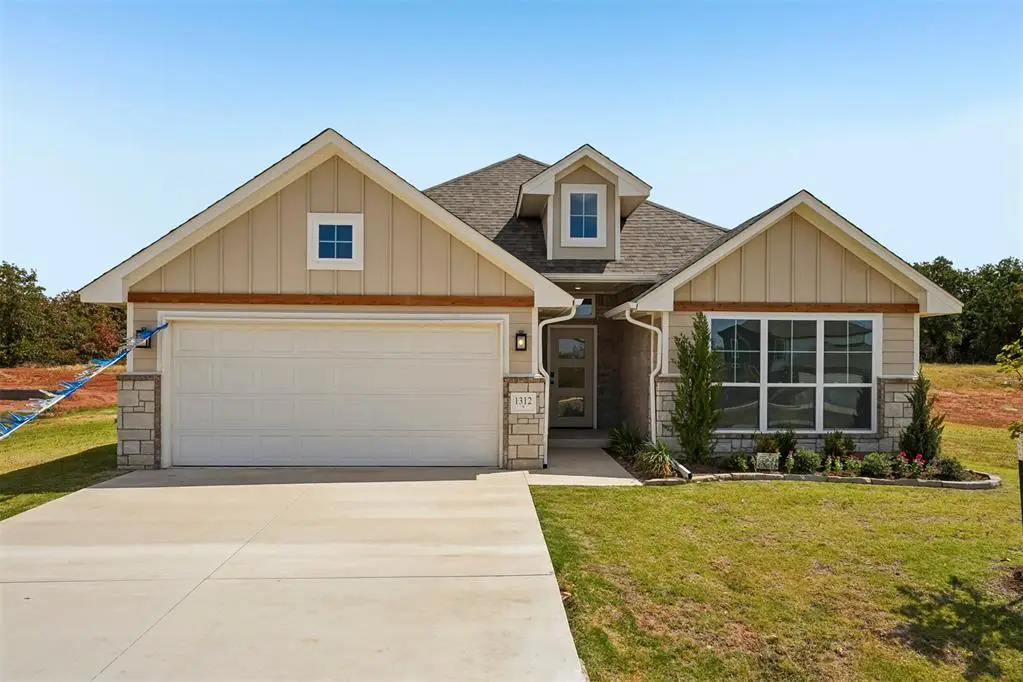 1312 Lighthorsemen Way, Choctaw, OK 73020 - #1