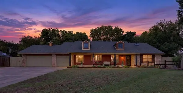 312 Wellington Lane, Moore, OK 73160