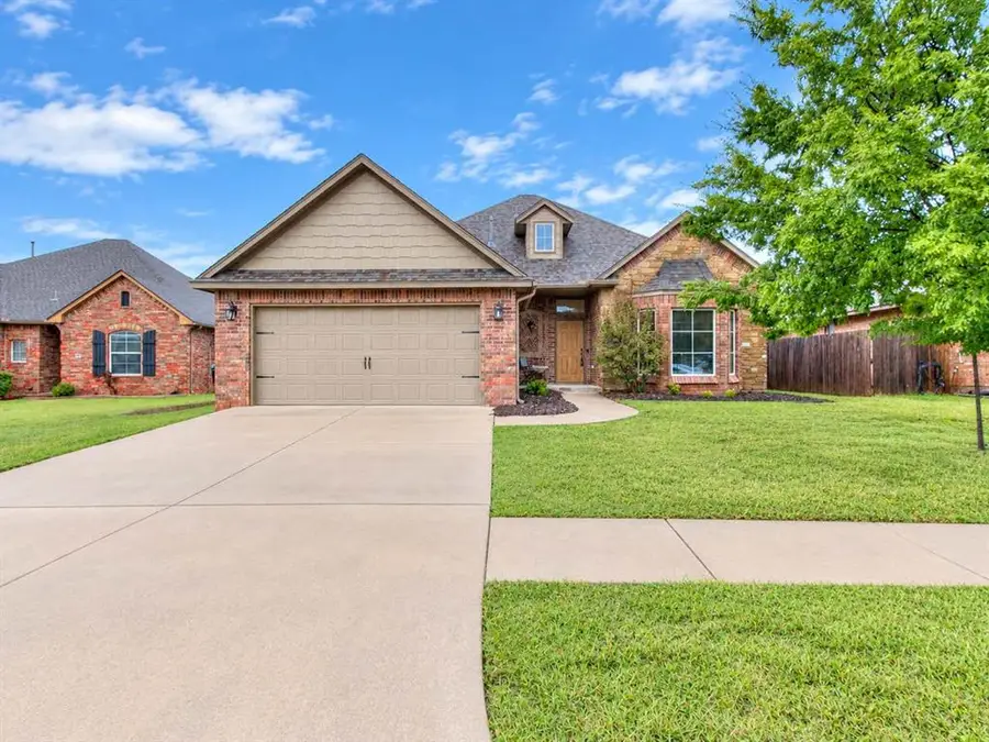 19128 Summer Grove Avenue, Edmond, OK 73012 - #3