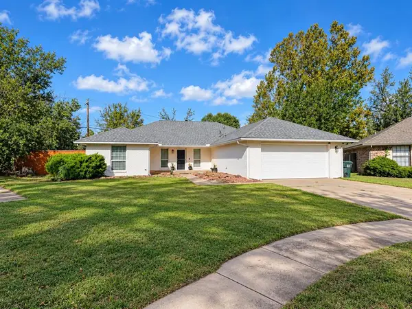517 Cheswick Court, Norman, OK 73072