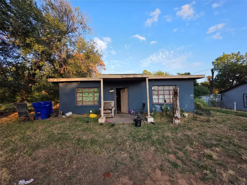 2900 N Shadynook Way, Midwest City, OK 73141 - #1