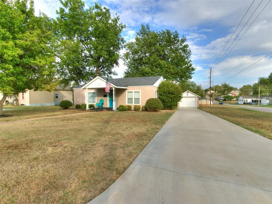 1327 S 16th Street, Chickasha, OK 73018 - #2
