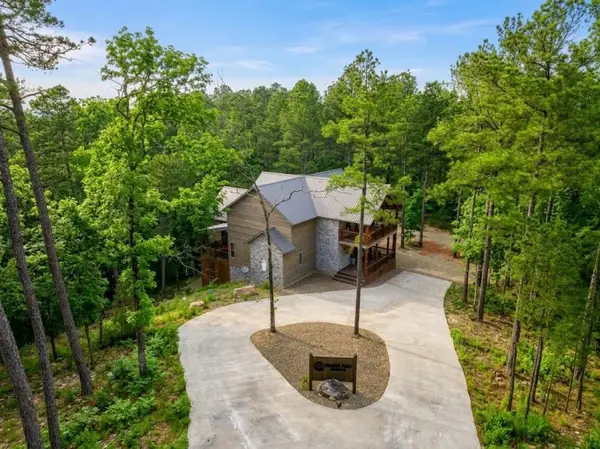 71 Choctaw Well Trail, Broken Bow, OK 74728