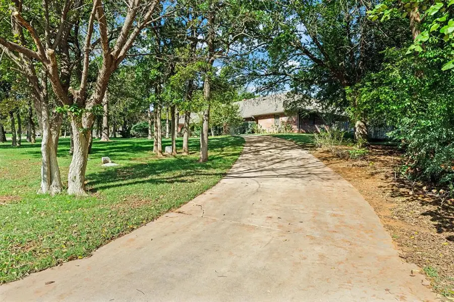 2401 Rosewood Lane, Edmond, OK 73013 - #3