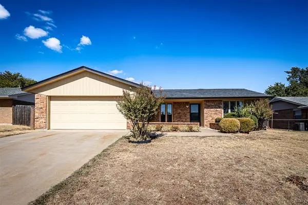 7911 NW Echo Road, Lawton, OK 73505