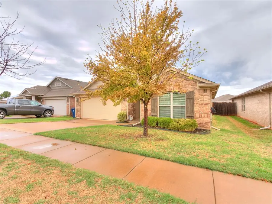 15524 Boulder Drive, Edmond, OK 73013 - #3