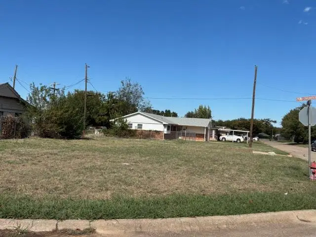1115 Hampton Drive, Del City, OK 73115 - #2