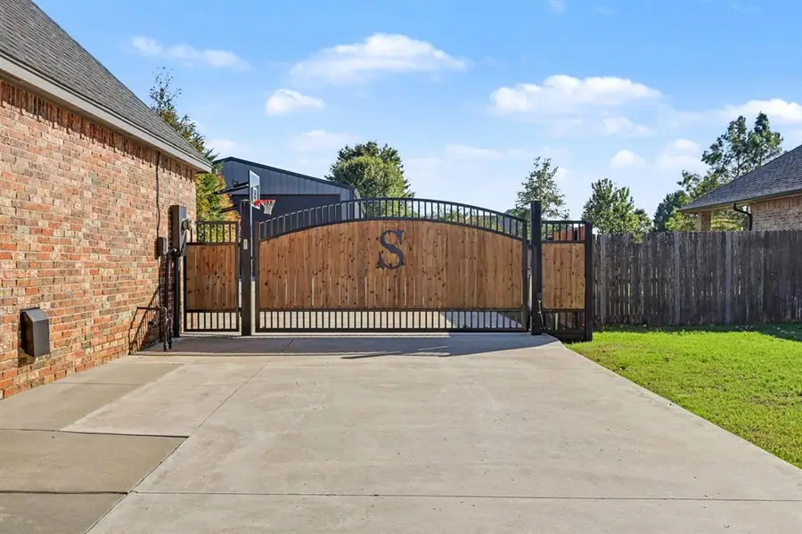 4602 Shoreside Drive, Tuttle, OK 73089 - #3