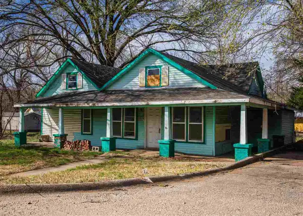 804 Harrison Street, Pawnee, OK 74058