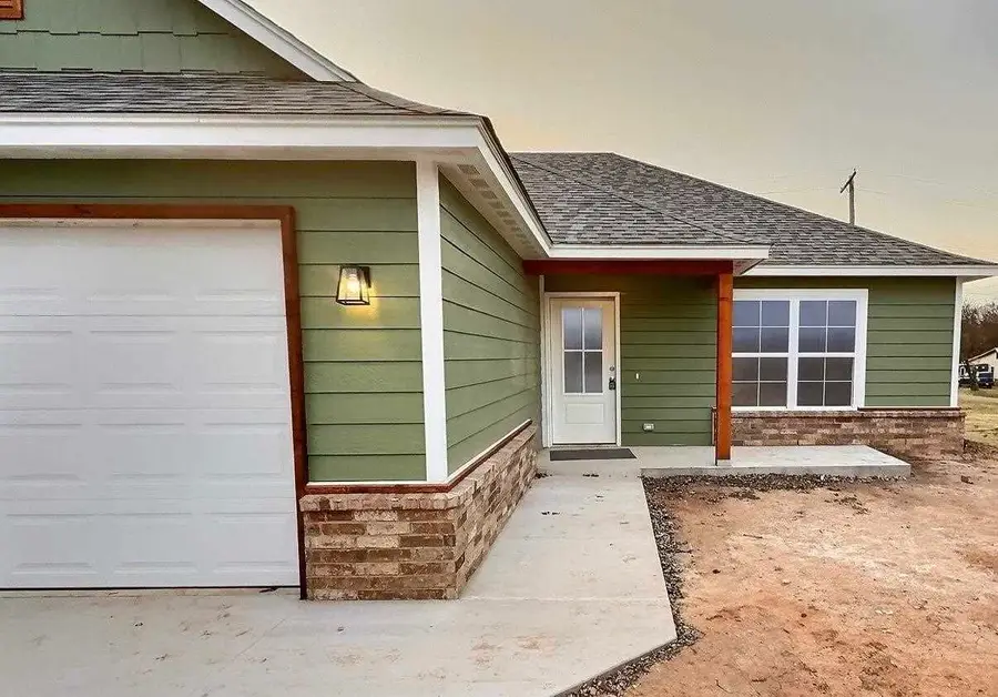 1019 N Central Street, Cushing, OK 74023 - Image #2