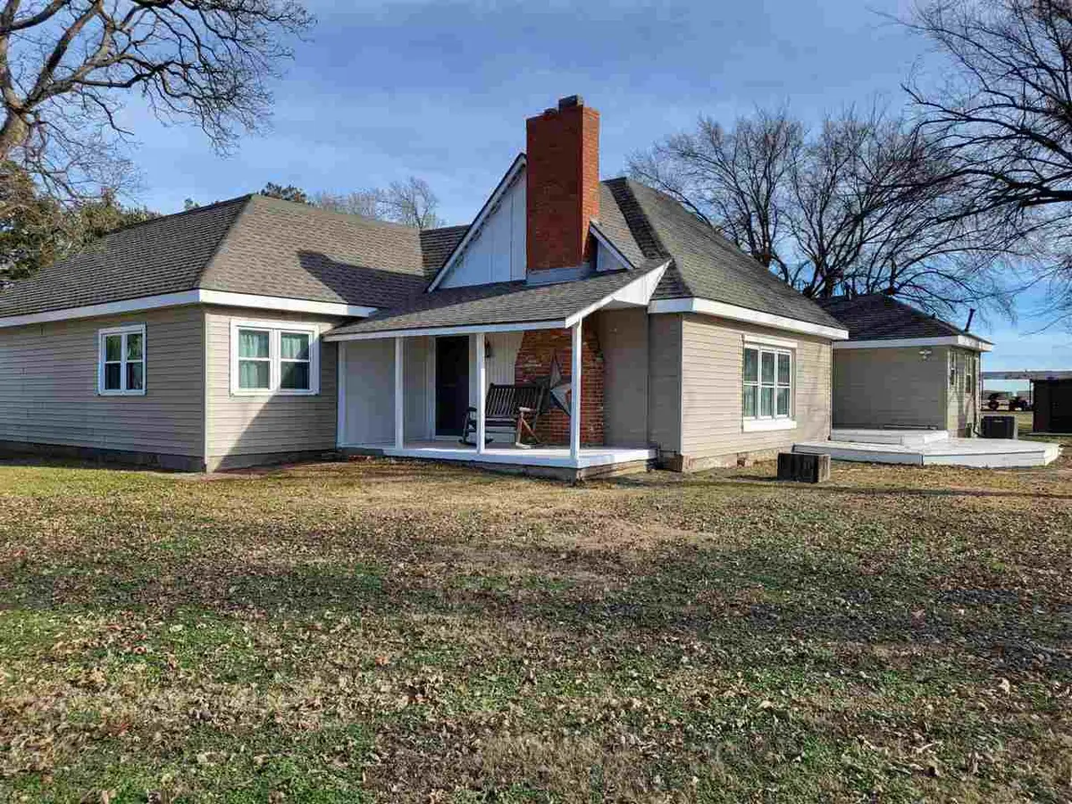 5416 S 60th St, Blackwell, OK 74631-0000 - Image #1