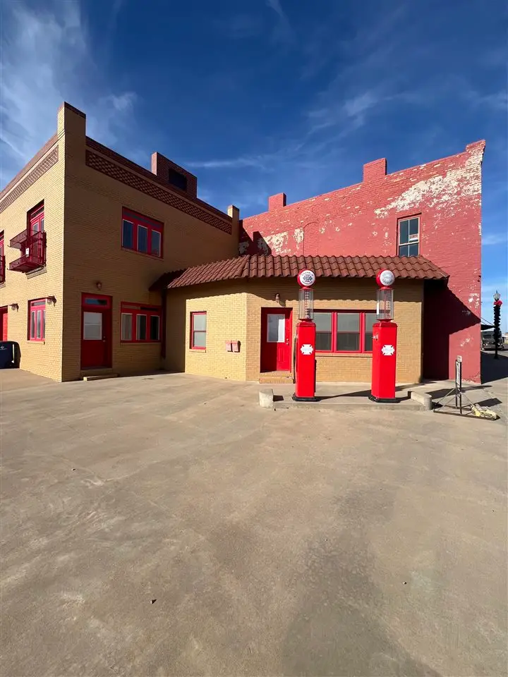 224 S Main, Hennessey, OK 73742 - #1