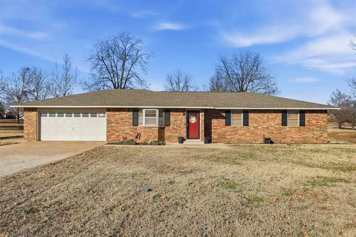 703 Quail Creek, Perry, OK 73077 - Image #1
