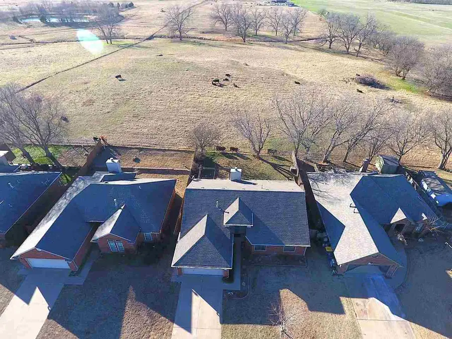 112 S Abbey Lane, Stillwater, OK 74074-6710 - Image #3