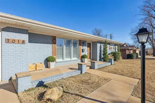 1018 E 12th Street, Cushing, OK 74023