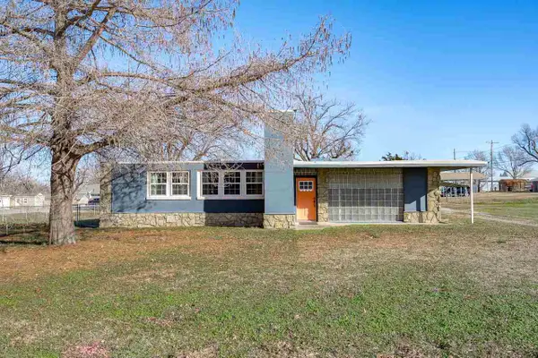 1120 N 7th Street, Perry, OK 73077