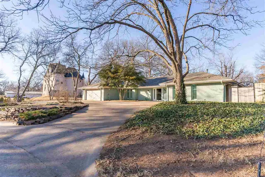 2406 W 10th Avenue, Stillwater, OK 74074-1922 - Image #2