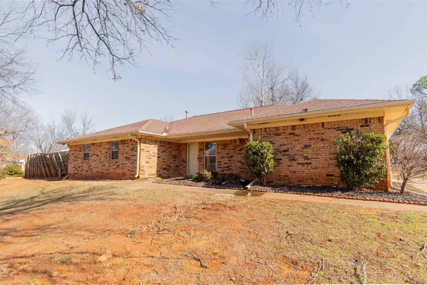 1623 S Surrey Drive, Stillwater, OK 74074-0000