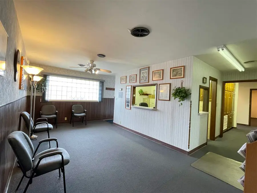 112 S Highland Avenue, Cushing, OK 74023 - #3