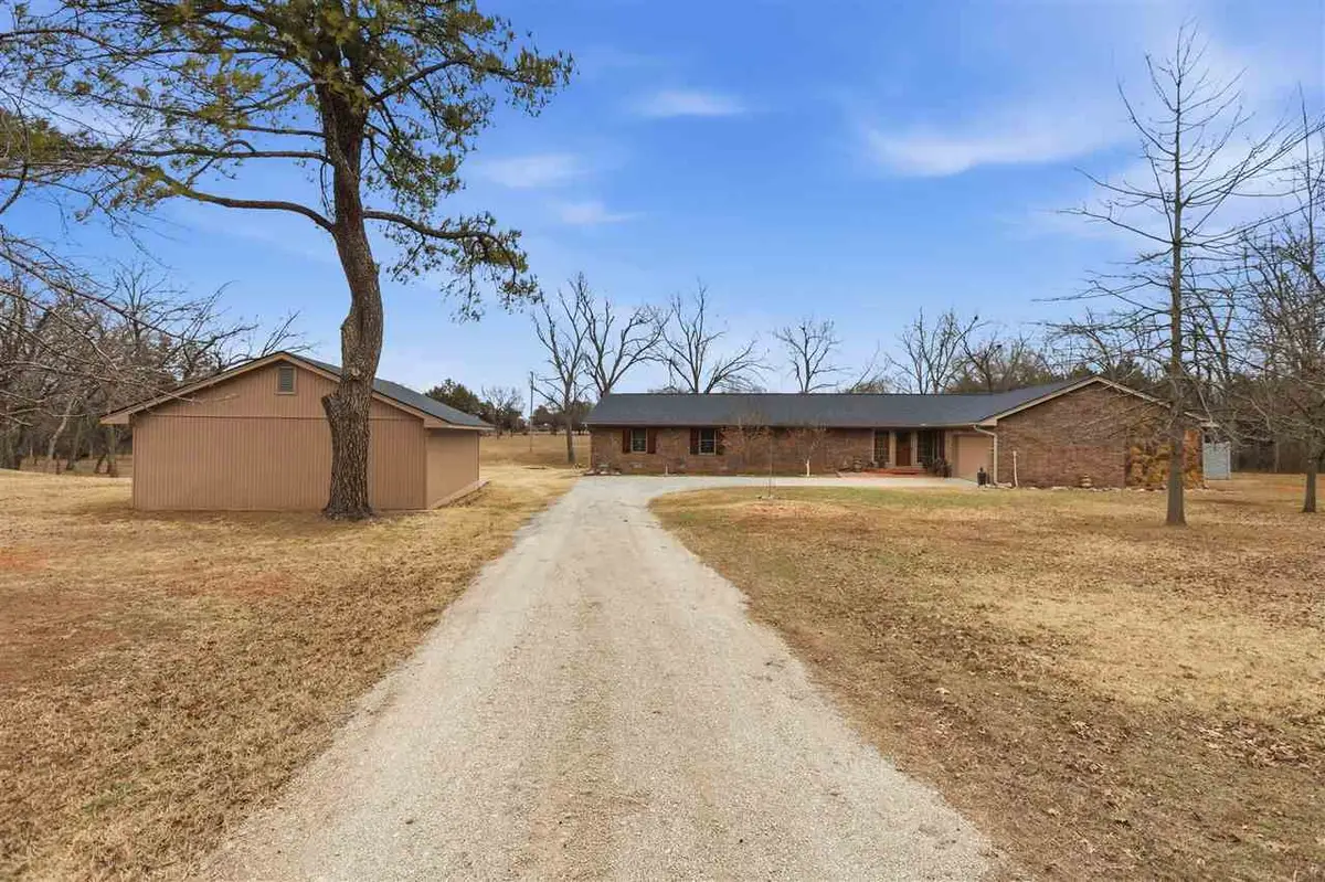 609 N Stoney Crk, Stillwater, OK 74075-8821 - #1